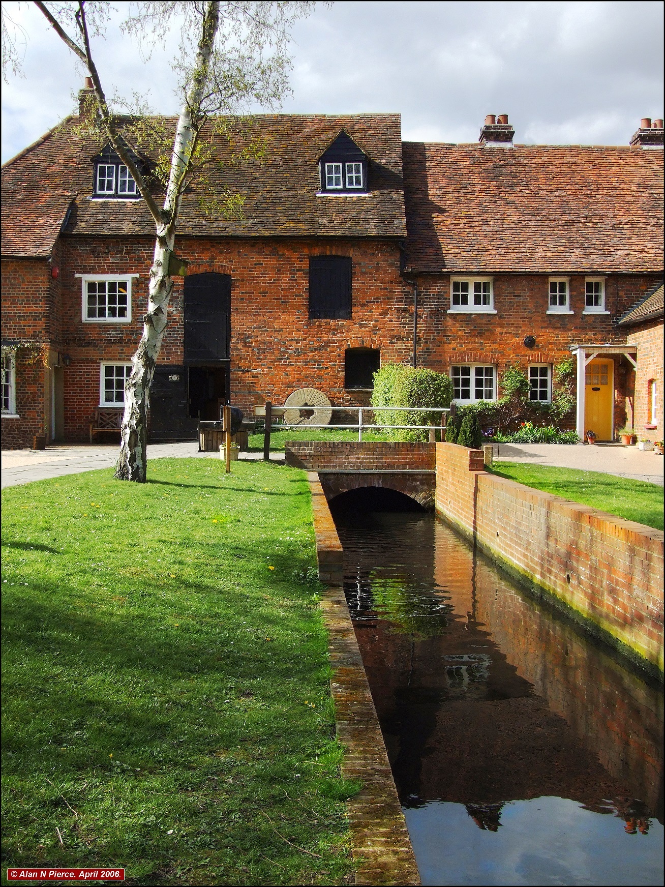 Mill Green 2.jpg