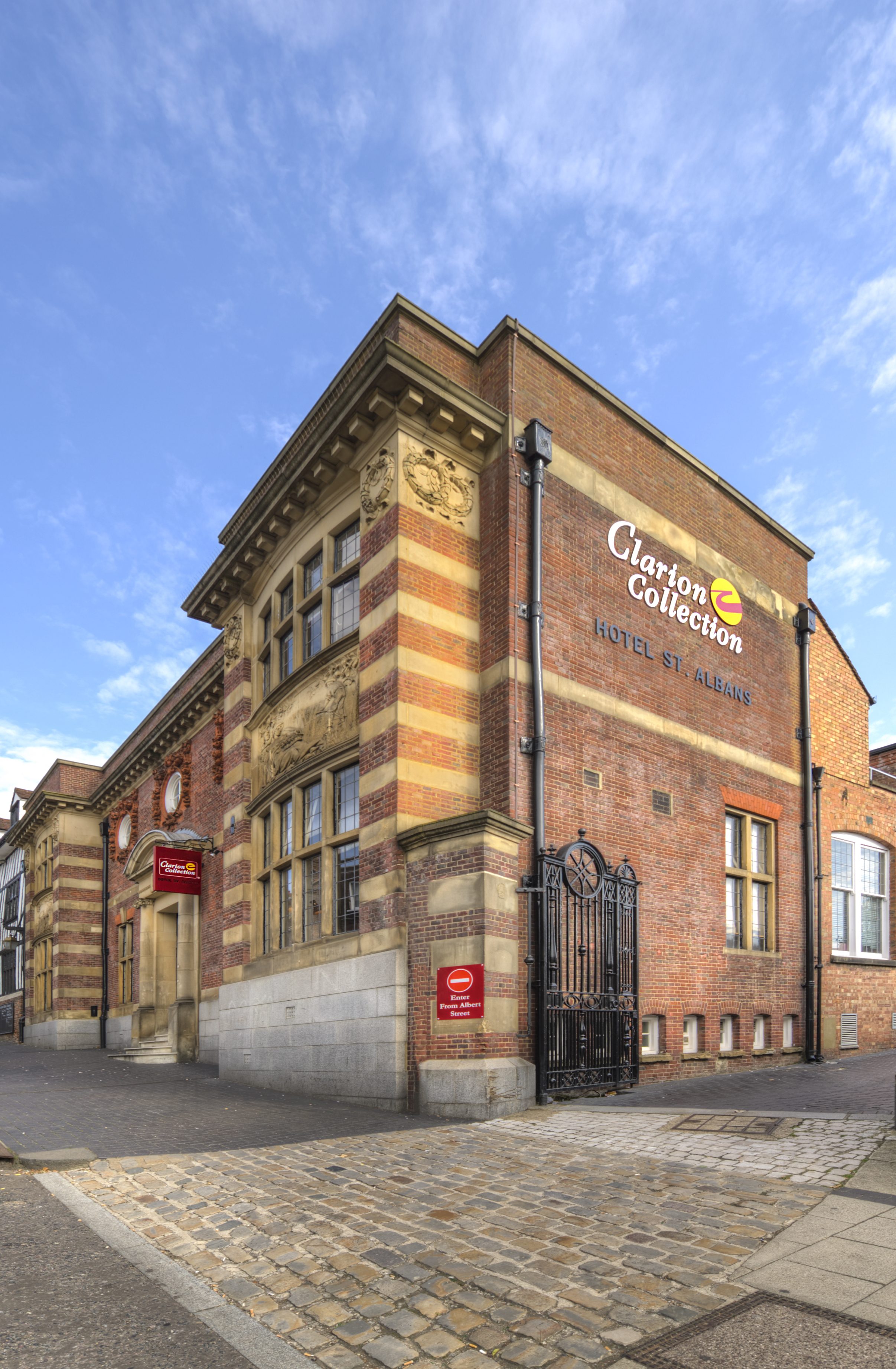 Clarion Collection Hotel St Albans.jpg