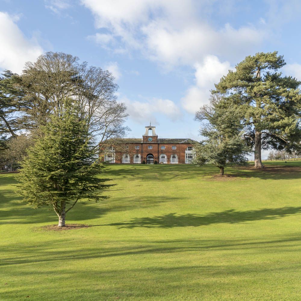 Melbourne Lodge 1000X1000