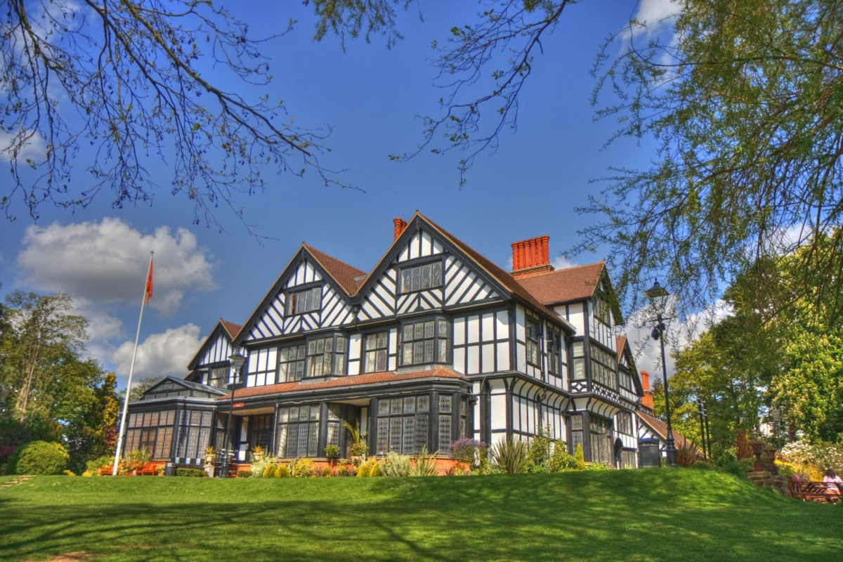 Bhaktivedanta-classic-manor.jpg
